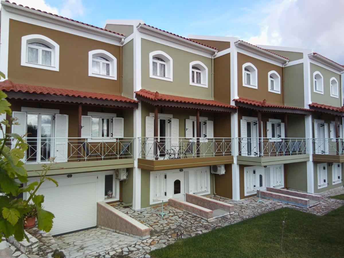 Dogis Retreat Apartment Agia Efimia Ngoại thất bức ảnh
